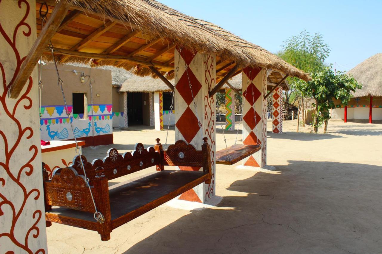 Kutir Craft Village Resort Bherandiāla Exterior foto