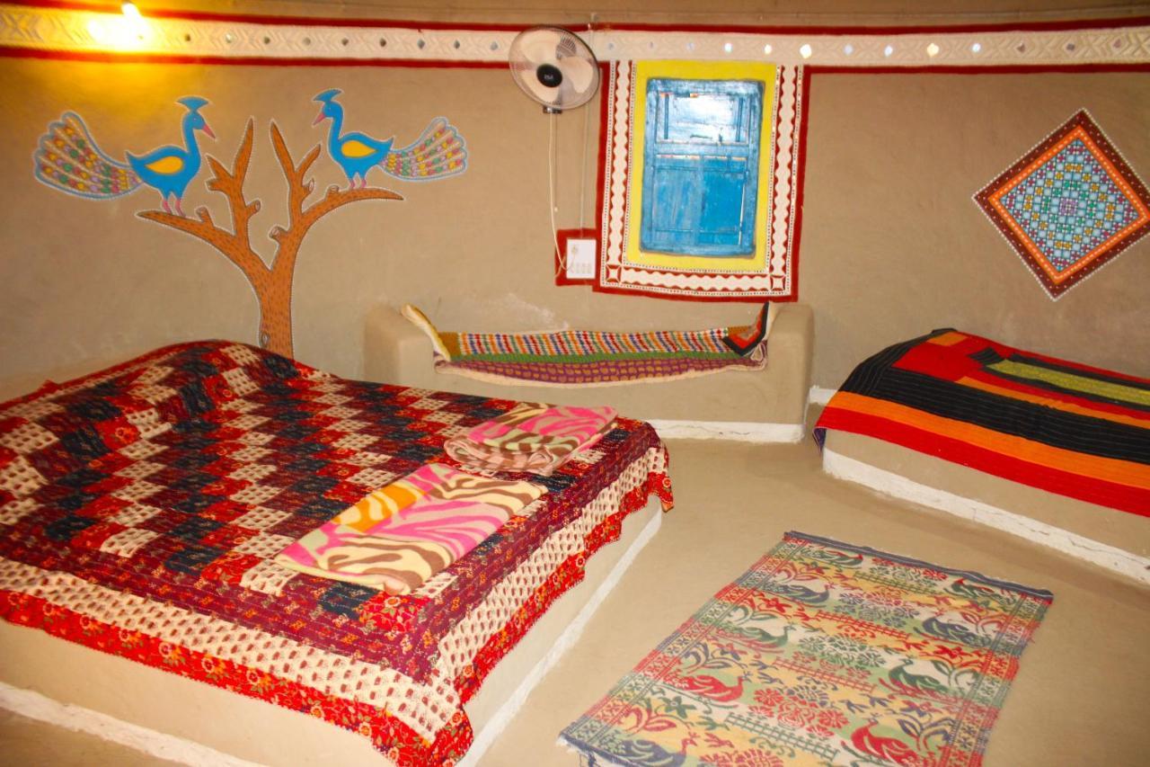Kutir Craft Village Resort Bherandiāla Exterior foto