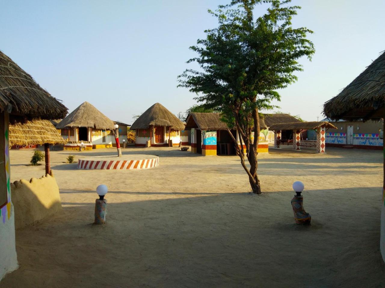 Kutir Craft Village Resort Bherandiāla Exterior foto